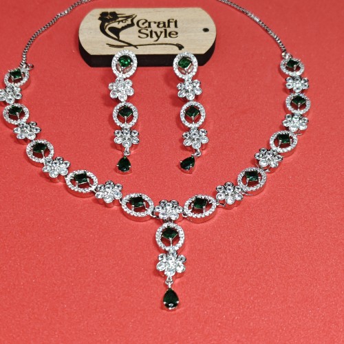 Diamond-Cuts Floral Necklace Set/Ex-1-H20607-4-1820-Green