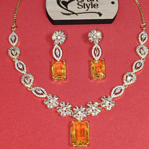 Elegant Diamond-Cuts Necklace Set/Ex-1-H20607-12-1550-Yellow