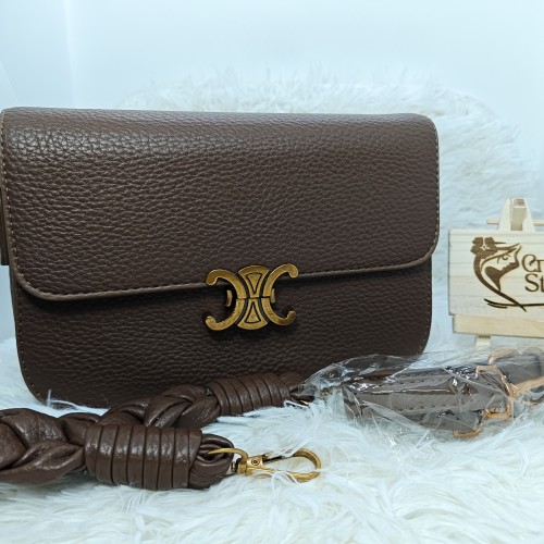 CHANEL LEATHER HANDBAG BROWN