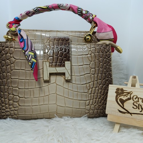 HERMES CROCODILE LEATHER HANDBAG