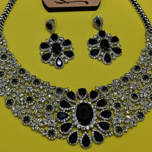 Blue Stone Diamond Cut Necklace YMC1033/10