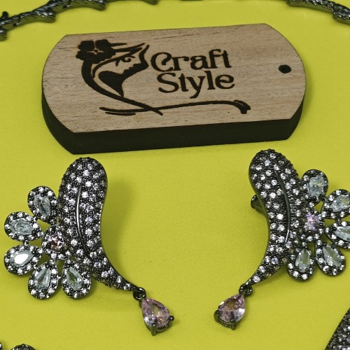 Diamond Cut Leaf Necklace YMC1033/7