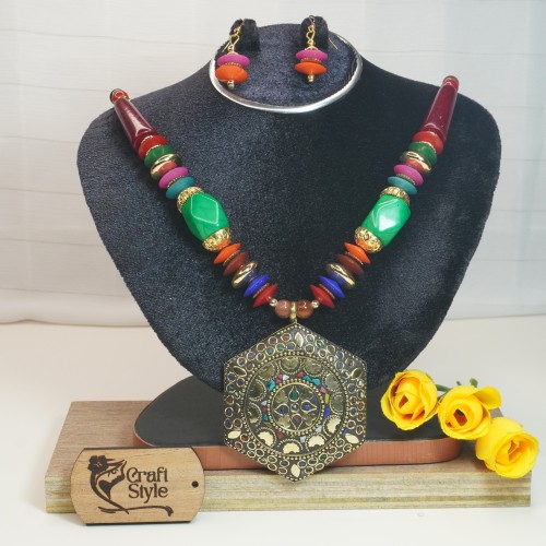 Colorful Chelsi Necklace Set 8118/3