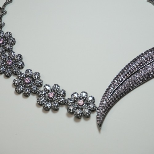 Diamond Cut Leaf Necklace YMC1033/7
