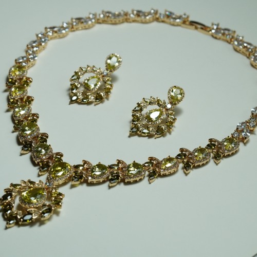 Glossy Olive Necklace Set Yuemei1033