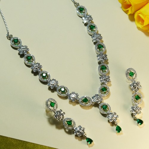 Diamond-Cuts Floral Necklace Set/Ex-1-H20607-4-1820-Green