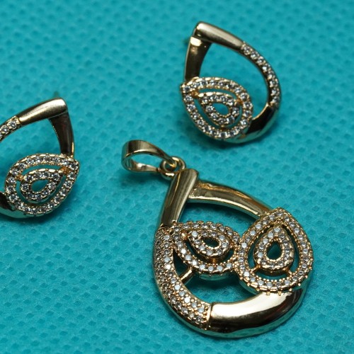 Exclusive Diamond Cuts Locket Set Xuping B69