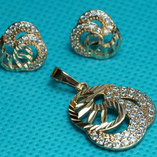 Exclusive Diamond-Cuts Pendent Set Xuping B63