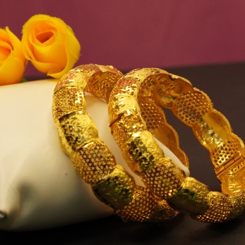 Golden Textured Bangles/Bala H23469/7