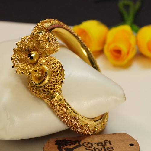 Royal Filigree Gold Bangle H23469/8A
