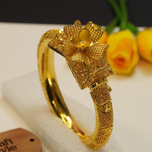 Royal Filigree Floral Gold Bangle H23469/8B