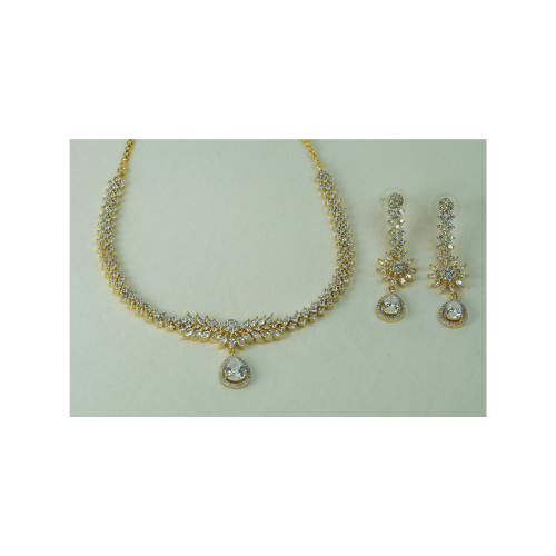 Diamond-Style Crystal Necklace Set with Teardrop Pendant