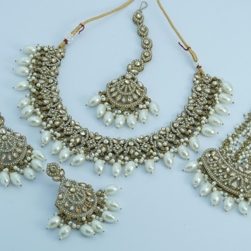 Pakistani Pattern Antique Kundan Pearl Necklace Set