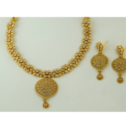 Antique Gold Circle Pendant Necklace Set with Crystal Work