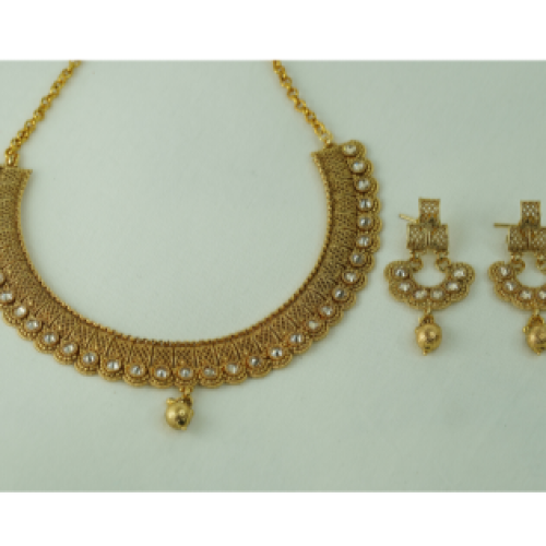 Antique Gold Choker Necklace Set with Crystal Detailing