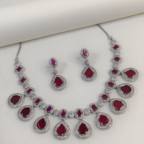 Diamond Cuts Necklace Set/Ex-1-H20607-3A-1750-Golden