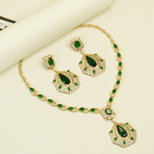 Green Stone Diamond Cut Necklace YMC1033/8