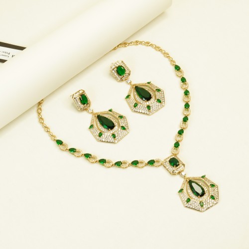 Green Stone Diamond Cut Necklace YMC1033/8
