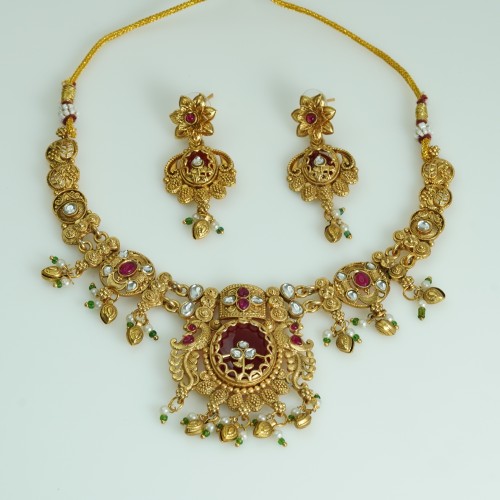 Antique South Indian Maroon Choker Set C