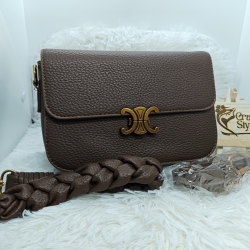 CHANEL LEATHER HANDBAG BROWN