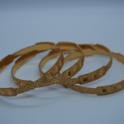 Traditional Indian Bangles H20621/25