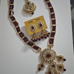 Maroon Kundan Bridal Necklace Set – with Earrings &amp; Tikka/H23467/4