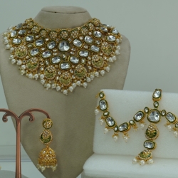 Indian Traditional Kundan Bridal Necklace Set with Shita Patty
