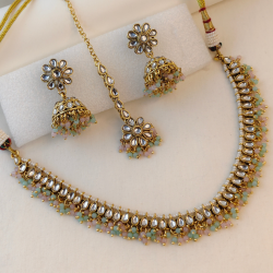 Pink &amp;amp;amp; Pastel Kundan Choker Set H23469/2
